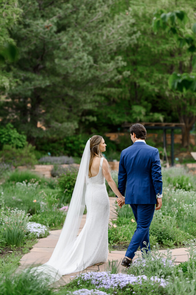 spring wedding at red butte gardens in utah