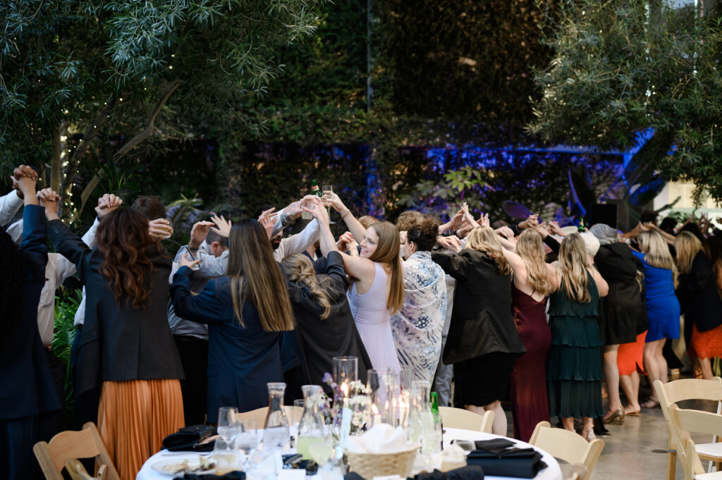 spring wedding at red butte gardens in utah