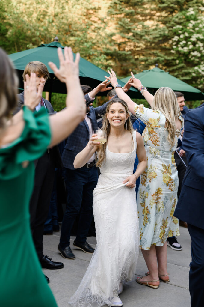 spring wedding at red butte gardens in utah