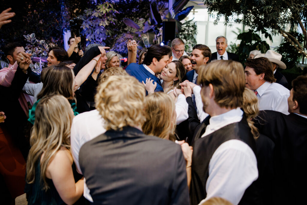 spring wedding at red butte gardens in utah