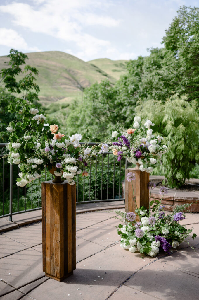 spring wedding flowers at red butte garden wedding