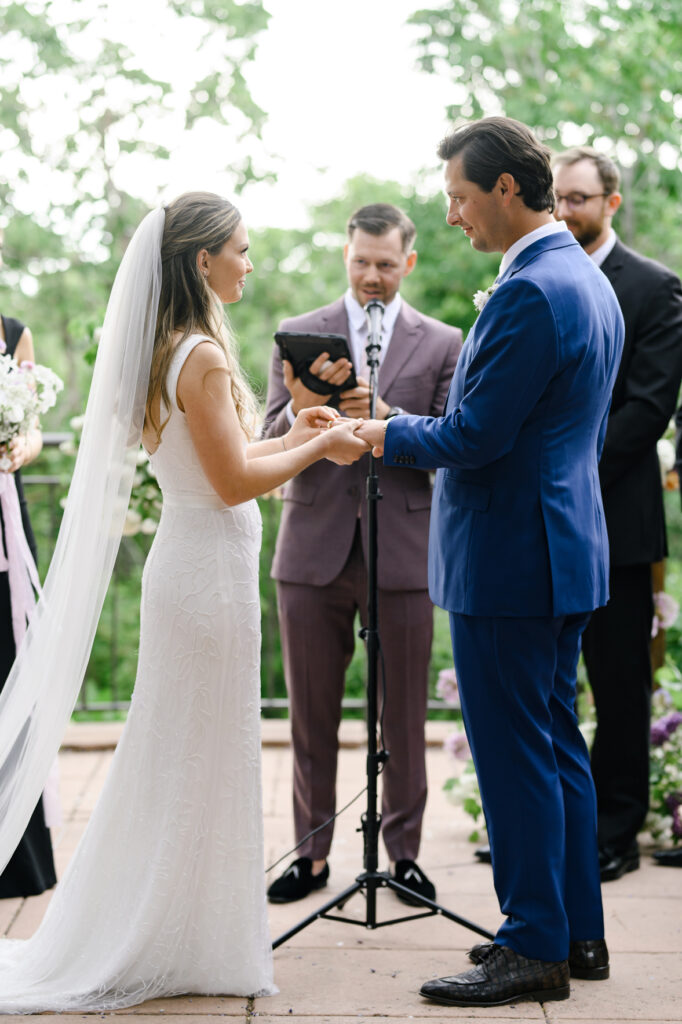 spring wedding at red butte gardens in utah