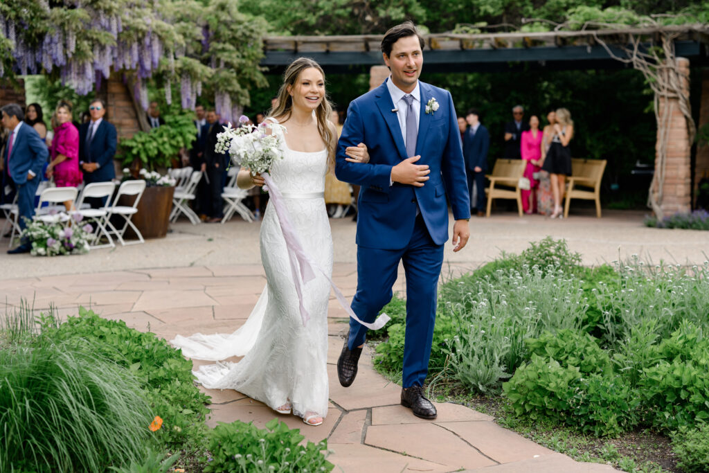 spring wedding at red butte gardens in utah